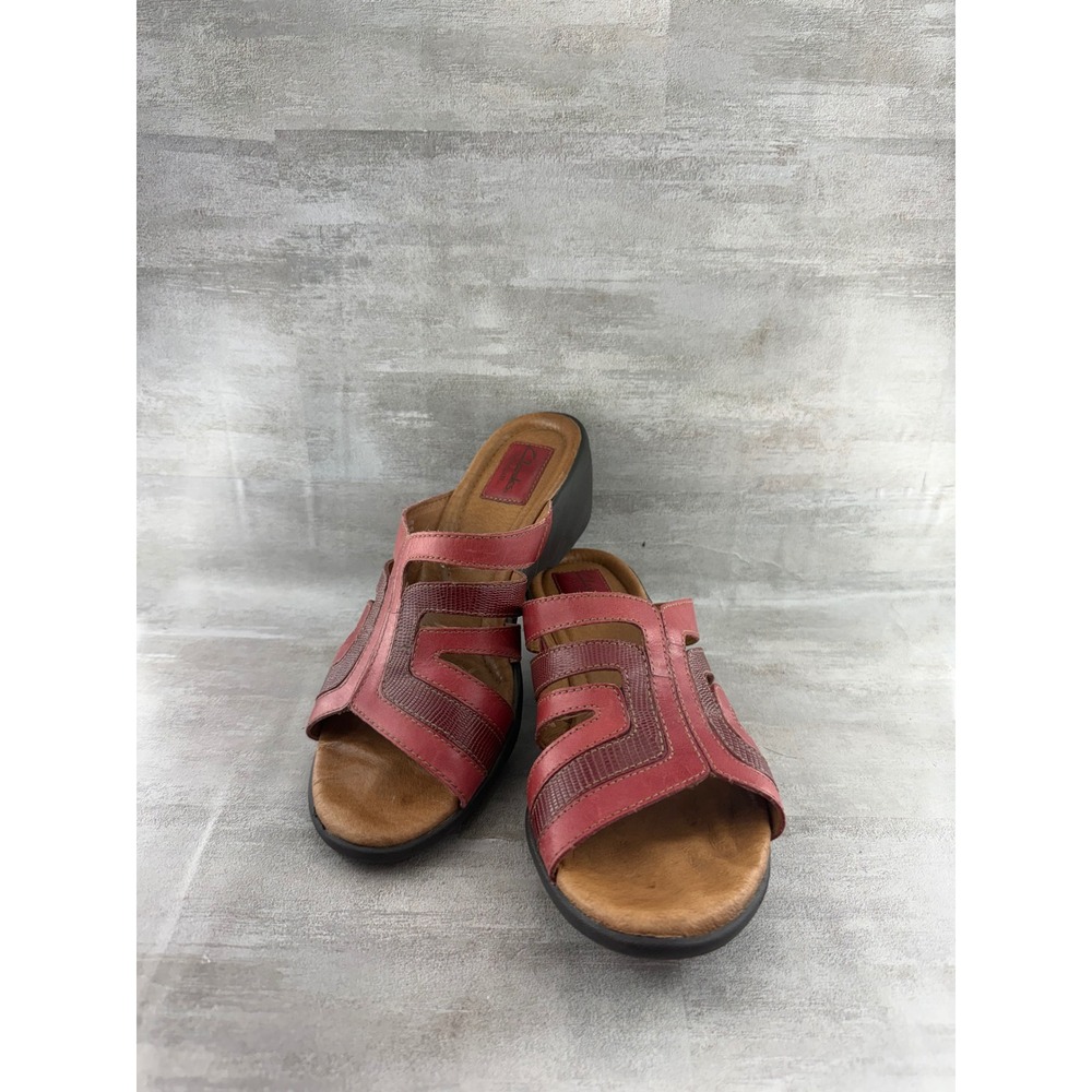 Clarks Artisan Red Leather Wedge Slide Sandals Women 9M Open Toe Strappy Mules